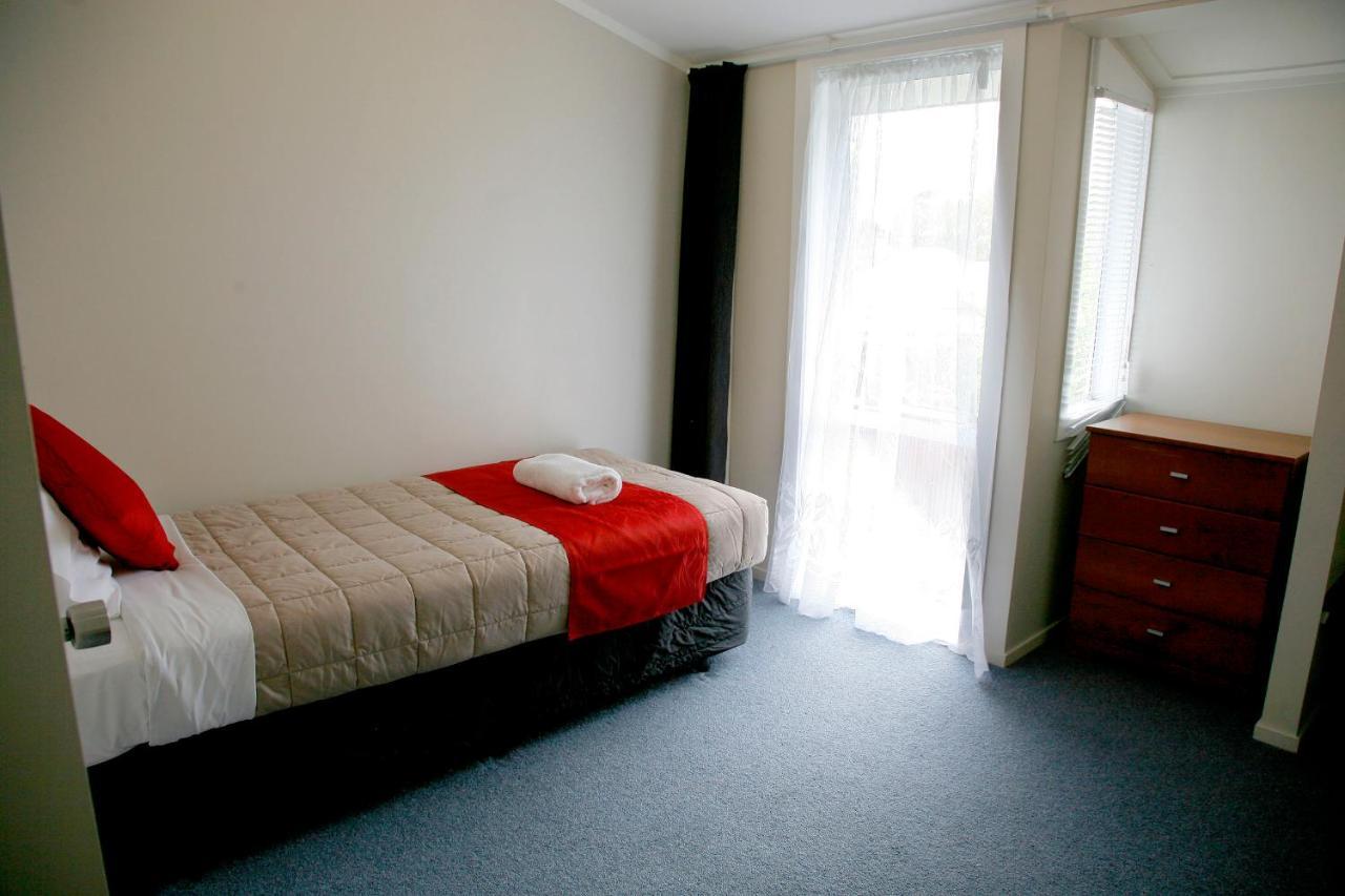 Touchwood Motor Lodge Pukekohe Exterior foto